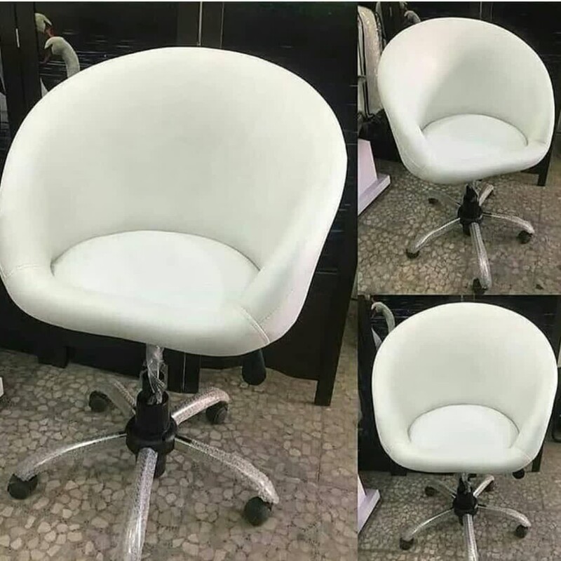 صندلی لگنی جکدار در رنگ بندی مختلف ارسال به سراسر ایران هزینه ارسال به عهده ی خود مشتری می باشد