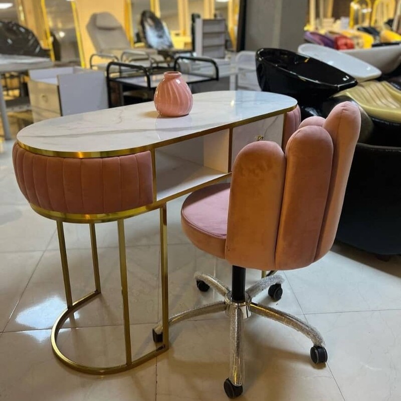 میز ناخن بغل پارچه تک نفره  در رنگ بندی مختلف ارسال به سراسر کشور ارسال به صورت پس کرایه می باشد