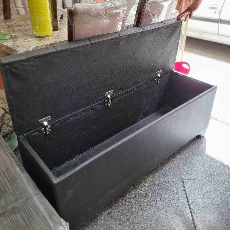 پاف سه نفره باکس دار کار  شرکتی کلاف تمام ام دی اف شرکتی ارسال به سراسر ایران هزینه ارسال به عهده ی خود مشتری می باشد