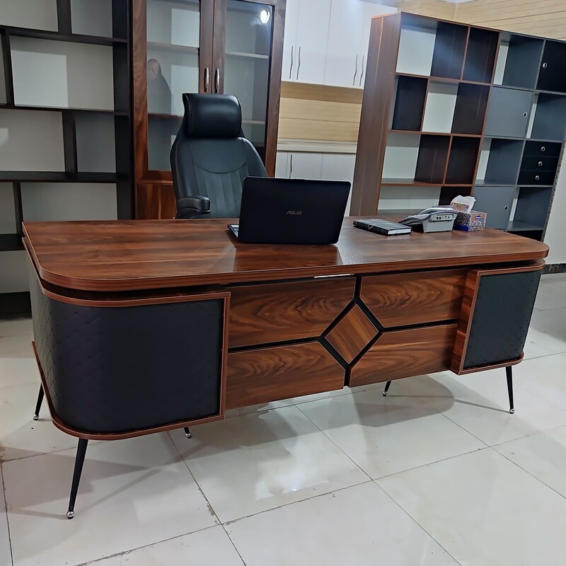 میز اداری کد 004 مدیریت  پس کرایه