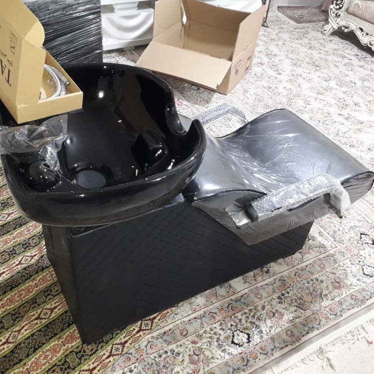سرشور مبلی بدنه چرم دررنگ بندی متنوع چرم همراه باشیرآلات وسنگ هزینه ارسال درب منزل توسط مشتری پرداخت میشود