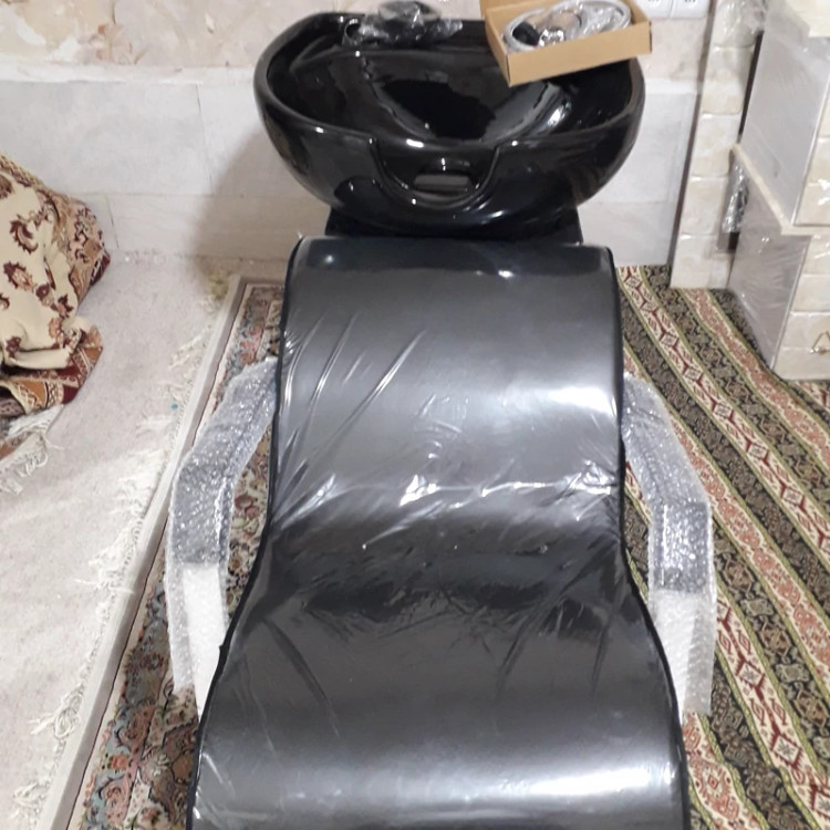 سرشور مبلی بدنه چرم دررنگ بندی متنوع چرم همراه باشیرآلات وسنگ هزینه ارسال درب منزل توسط مشتری پرداخت میشود