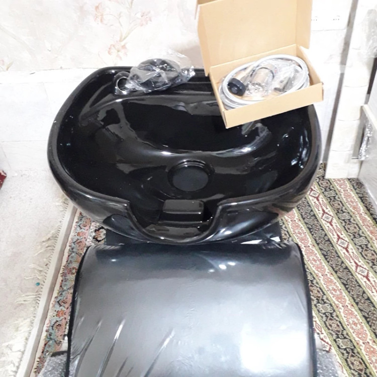 سرشور مبلی بدنه چرم دررنگ بندی متنوع چرم همراه باشیرآلات وسنگ هزینه ارسال درب منزل توسط مشتری پرداخت میشود