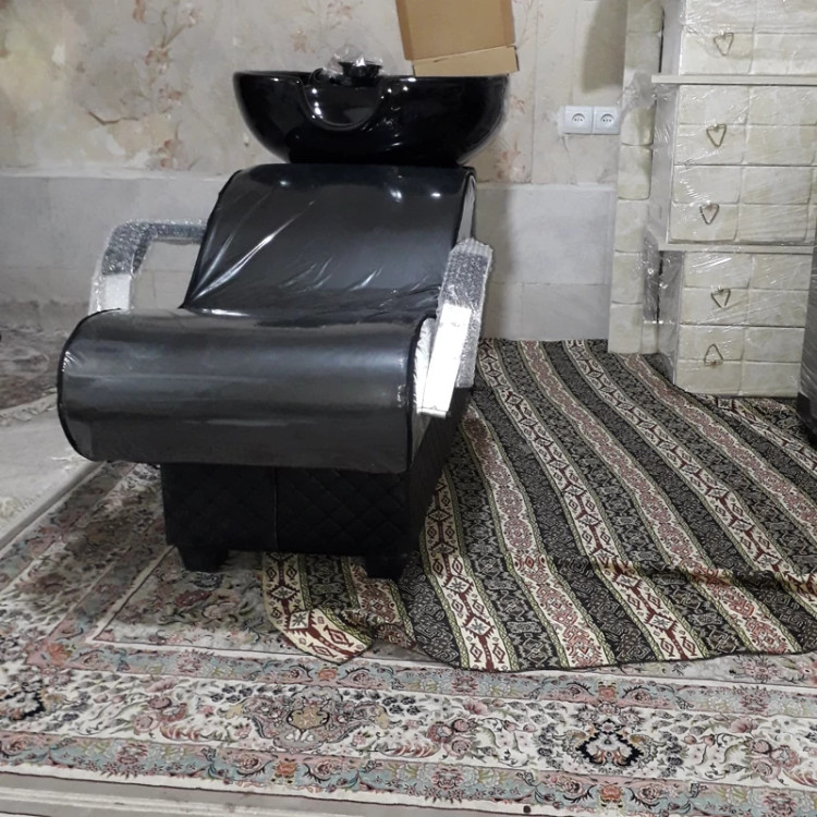 سرشور مبلی بدنه چرم دررنگ بندی متنوع چرم همراه باشیرآلات وسنگ هزینه ارسال درب منزل توسط مشتری پرداخت میشود