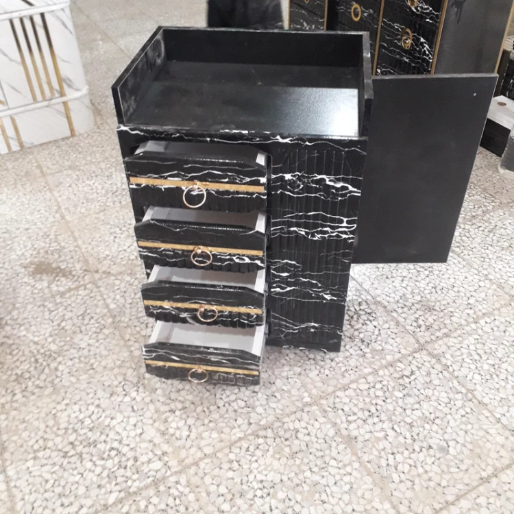 ترولی چرخدار وکیوم دررنگ بندی سفید ومشکی هزینه ارسال درب منزل توسط مشتری پرداخت میشود