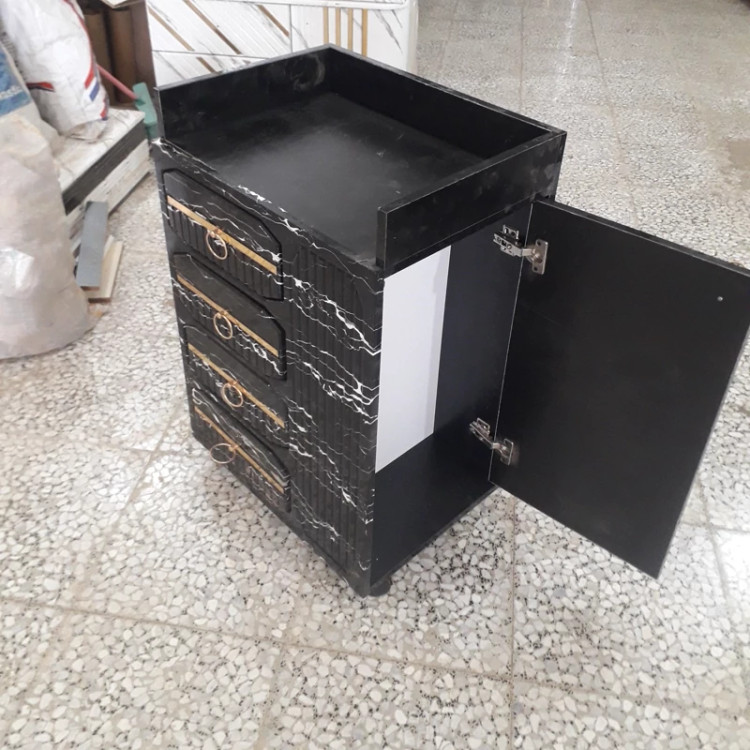 ترولی چرخدار وکیوم دررنگ بندی سفید ومشکی هزینه ارسال درب منزل توسط مشتری پرداخت میشود