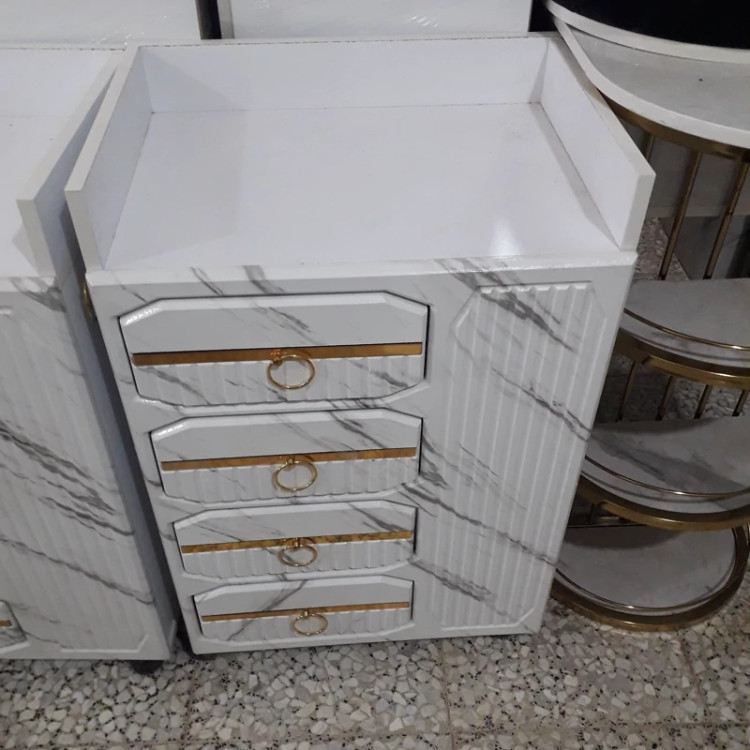 ترولی چرخدار وکیوم دررنگ بندی سفید ومشکی هزینه ارسال درب منزل توسط مشتری پرداخت میشود