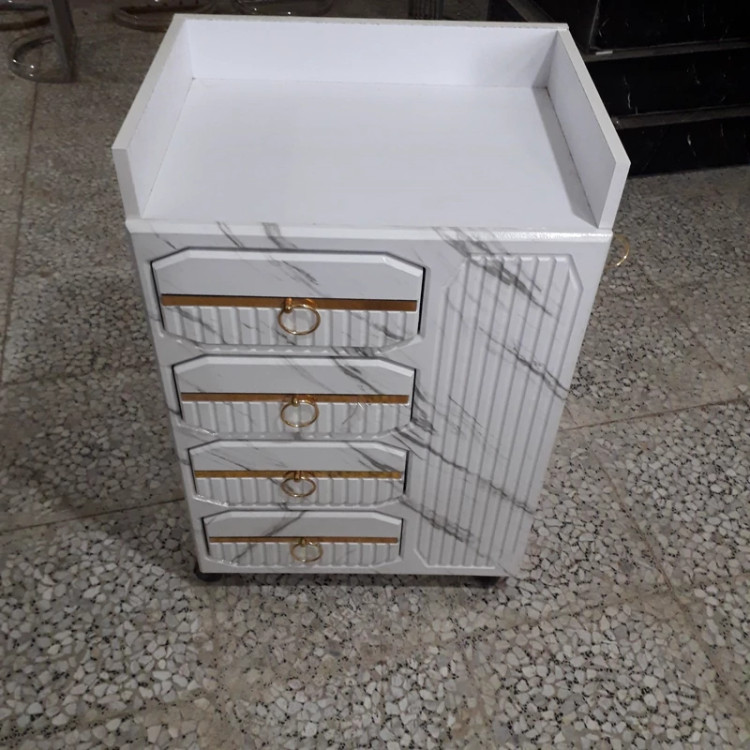 ترولی چرخدار وکیوم دررنگ بندی سفید ومشکی هزینه ارسال درب منزل توسط مشتری پرداخت میشود