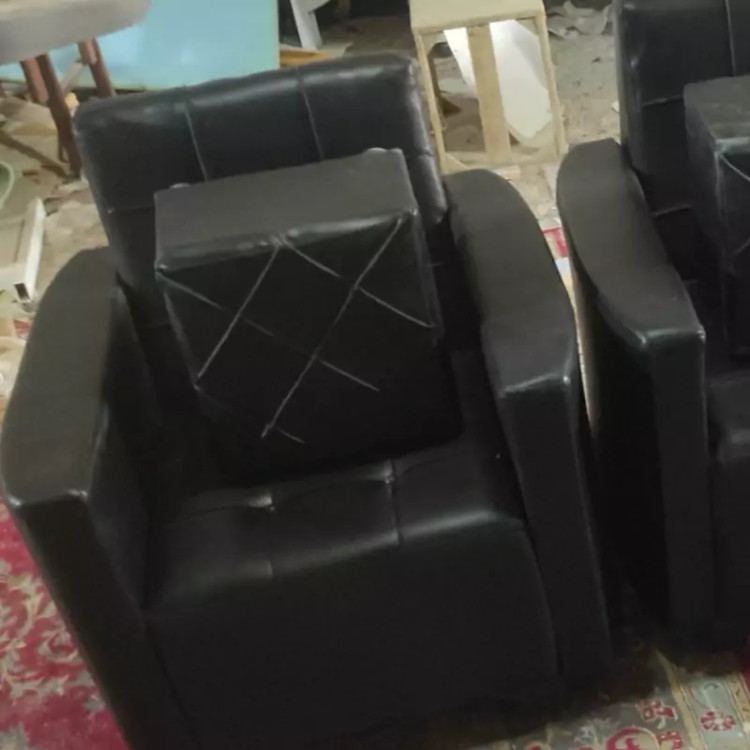 پدیکور آرایشگاعی زنانه دررنگ بندی متنوع همراه باشیر آلات و سنگ استیج وکیوم وپاف وزیرپایی بامبل هزینه ارسال به پای مشتری