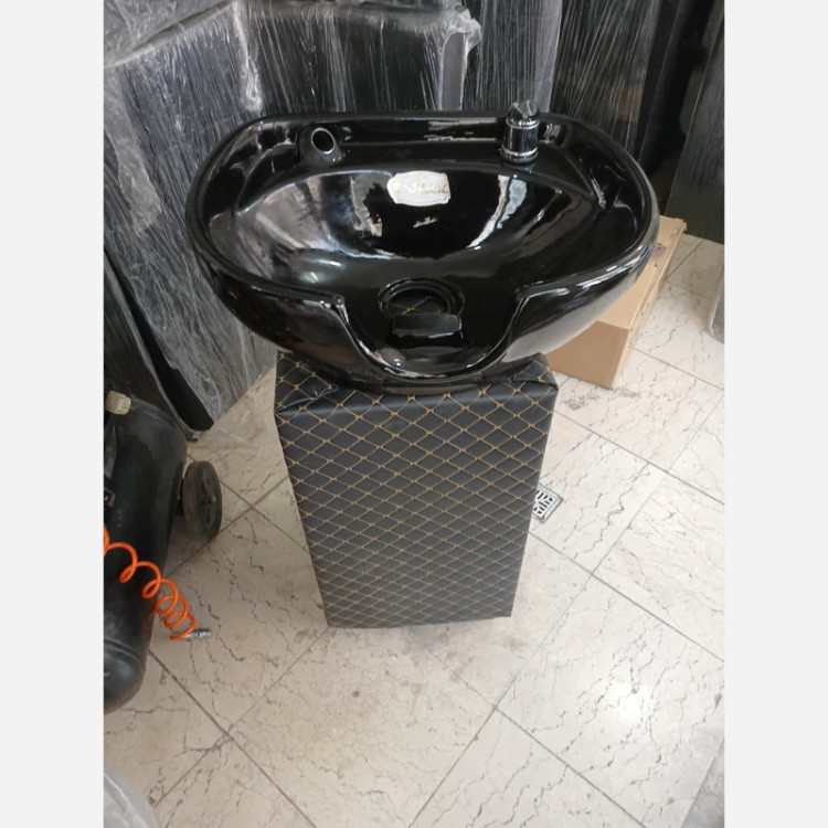 سرشور آرایشگاهی ایستاده بغل چرم باسنگ وشیرآلات هزبنه ارسال درب منزل توسط مشتری پرداخت میشود
