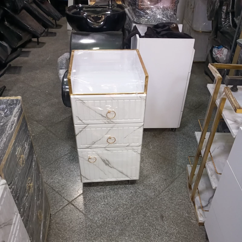 ترولی گشودار کرکره ای به صورت پسکرایه